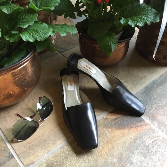 Talbot's Black Leather Dress Mule/Slide (NEW) - Picture 5 of 14